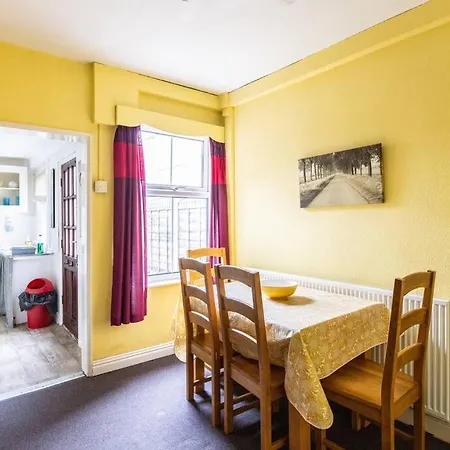 Park View House - Sleeps 6 * York